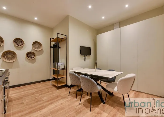 Urban Flat 159 - Charming 3bdr Flat In 公寓 *