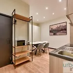 Urban Flat 159 - Charming 3bdr Flat In Apartamento Paris